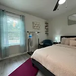 Dt Dallas Cozy Gem 1Bd