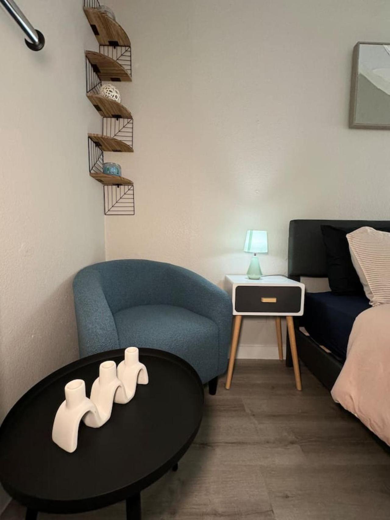 Dt Cozy Gem 1bd Apartment *